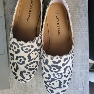 7.5 Slip on Shoes Lucky Brand